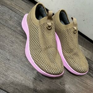 Allbirds Tree Dasher relay slip on sneakers hazy beige/buoyant Pink size 7